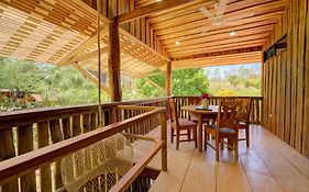 Samara Tarantela Houses, Casa Bambu